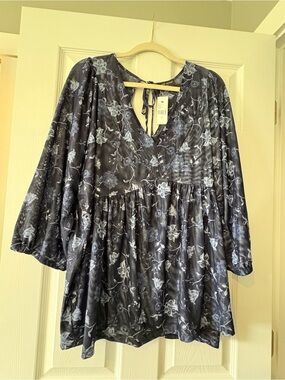 Lane Bryant Navy Floral V-Neck Peasant Blouse